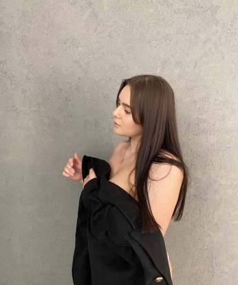 💫 Мои услуги насыщены страстью, лаской и нежностью. 🌟 Я умею слушать и подстраиваться под каждое желание. 😍 Мои возможности безграничны, и я с удовольствием исполню все твои фантазии. 💋 Отзывы о моих услугах говорят о моей высочайшей профессиональности и умении угодить каждому клиенту. 💌 Посмотри мои фото, чтобы увидеть, насколько привлекательна я. Жду тебя в Москве! 🌇 Тамара